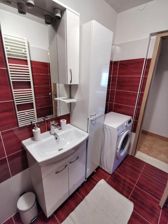 Apartments Plejic Seget Vranjica Eksteriør billede