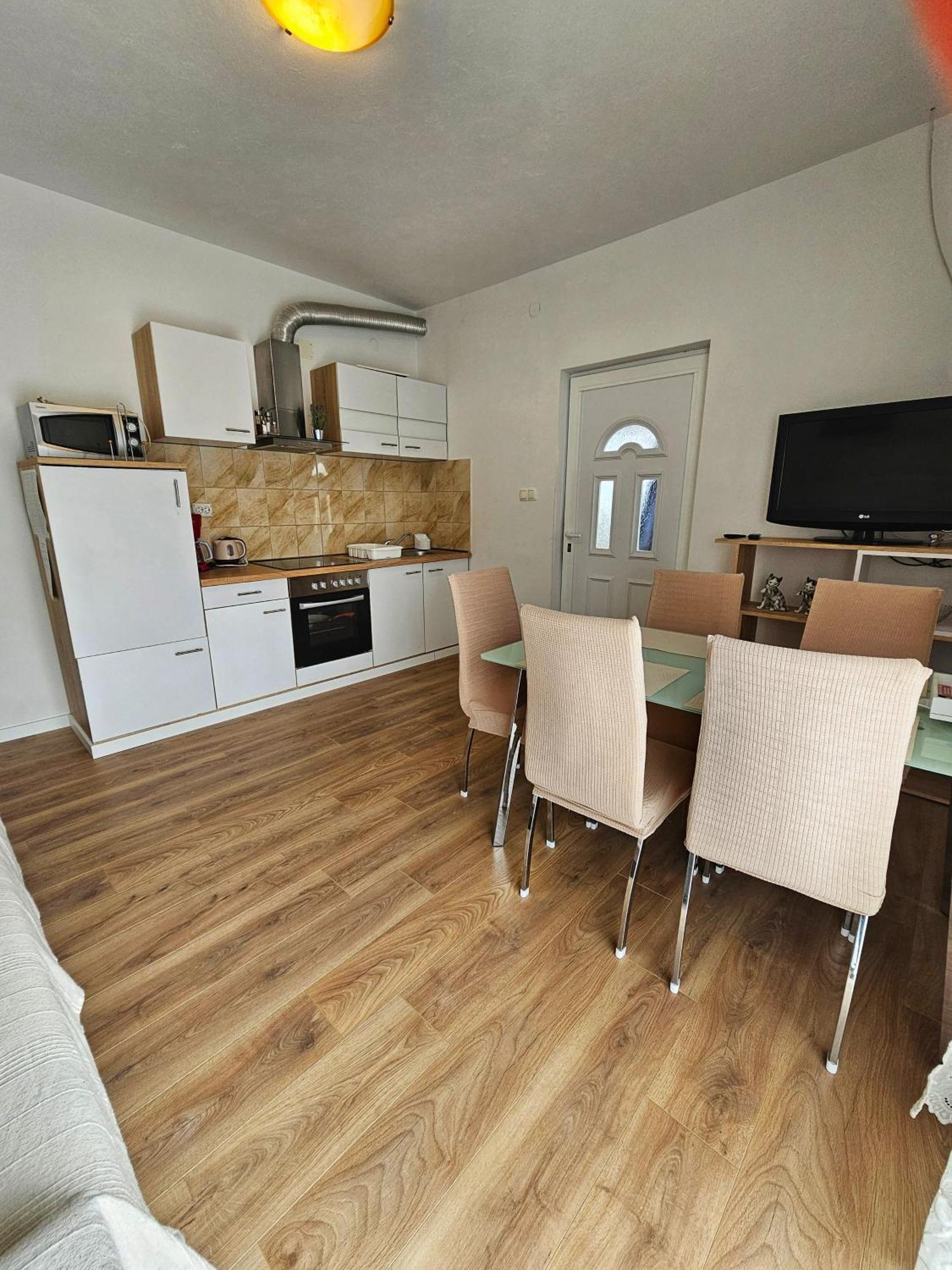 Apartments Plejic Seget Vranjica Eksteriør billede